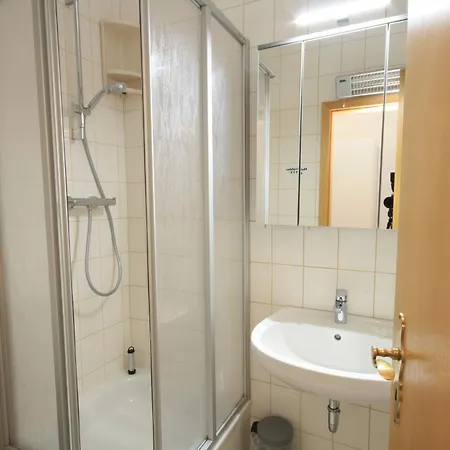 Hexenbaude Браунлаге